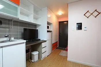 Bb Hongdae Hostel